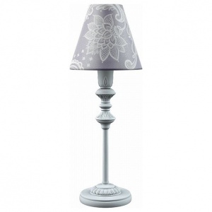 Настольная лампа декоративная Lamp4You Classic 15 E-11-G-LMP-O-3